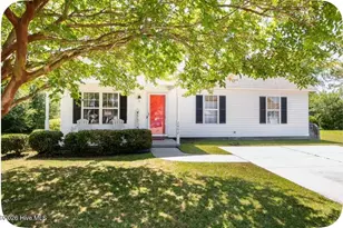 2402 Bloomsbury Ct, Wilmington, NC 28411 - Photo 2
