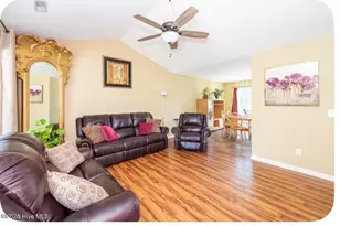 2402 Bloomsbury Ct, Wilmington, NC 28411 - Photo 4