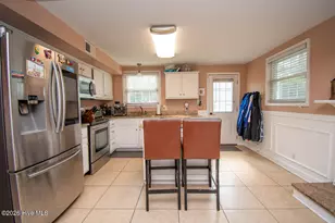 310 Holly Ln, Cape Carteret, NC 28584 - Photo 10