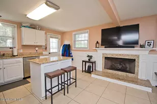310 Holly Ln, Cape Carteret, NC 28584 - Photo 14