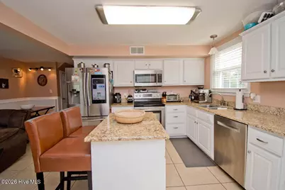 310 Holly Lane, Cape Carteret, NC 28584 - Photo 8