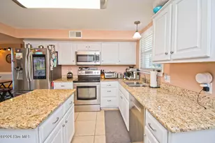 310 Holly Ln, Cape Carteret, NC 28584 - Photo 16