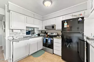 1904 E Fort Macon Rd, Atlantic Beach, NC 28512 - Photo 10