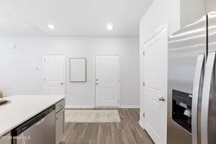 601 Sandy Holw Dr, Jacksonville, NC 28540 - Photo 10