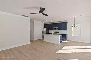1122 N 7th St, Wilmington, NC 28401 - Photo 2
