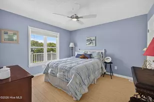 21 S Oak Dr, Surf City, NC 28445 - Photo 12