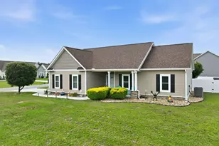 100 Paddle Trail Ln, Swansboro, NC 28584 - Photo 2
