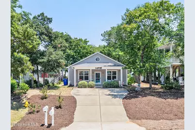 222 NE 37th Street, Oak Island, NC 28465 - Photo 2