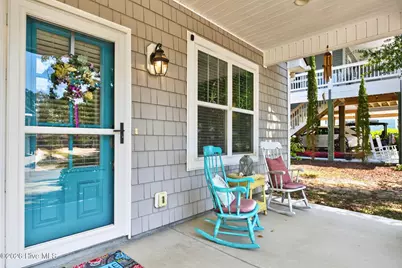 222 NE 37th Street, Oak Island, NC 28465 - Photo 4