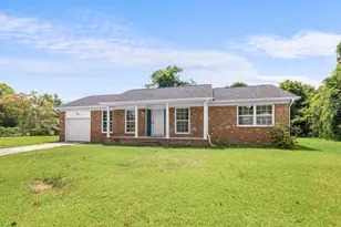 103 Oakwood Ct, Jacksonville, NC 28546 - Photo 4