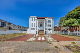 203 Norton St, Oak Island, NC 28465 - Photo 4