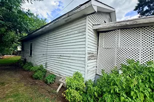117 E Church St, Bethel, NC 27812 - Photo 2