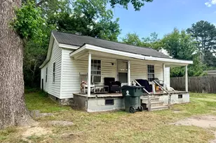 214 Louis Jenkins Dr, Bethel, NC 27812 - Photo 1