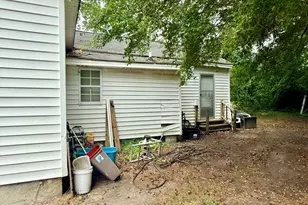 214 Louis Jenkins Dr, Bethel, NC 27812 - Photo 4