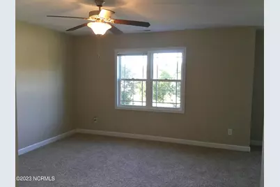 748 Chadwick Shores Drive, Sneads Ferry, NC 28460 - Photo 12