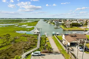 602 W Fort Macon Rd, Atlantic Beach, NC 28512 - Photo 24