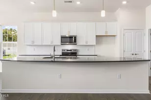 824 Fernwind Cir, Aberdeen, NC 28315 - Photo 6