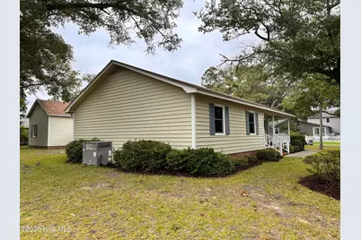 1506 E Oak Island Drive, Oak Island, NC 28465 - Photo 4