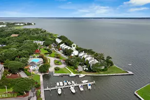 590 Westport Dr, Pine Knoll Shores, NC 28512 - Photo 2