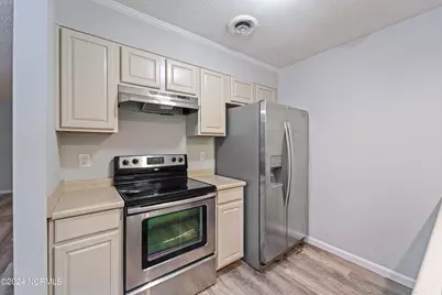 18 S Onsville Place, Jacksonville, NC 28546 - Photo 8
