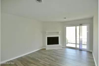 1731 Elmwood Street #D, New Bern, NC 28560 - Photo 2