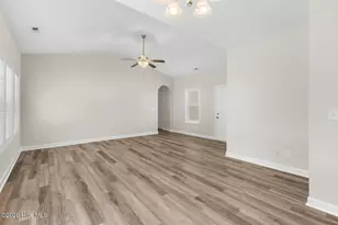 110 S Stone Dr, Sneads Ferry, NC 28460 - Photo 8