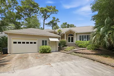 142 Oakleaf Drive, Pine Knoll Shores, NC 28512 - Photo 1
