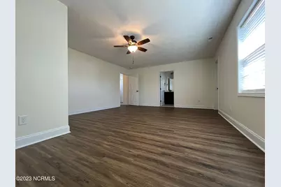 117 Lightwater Drive, Aberdeen, NC 28315 - Photo 10