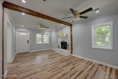 614 W Thurman Road, New Bern, NC 28562 - Photo 8