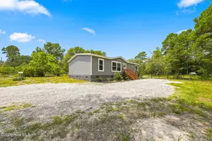 1610 Stanbury Rd SW, Supply, NC 28462 - Photo 4