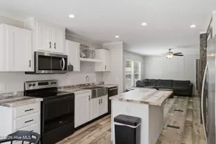 1610 Stanbury Rd SW, Supply, NC 28462 - Photo 12