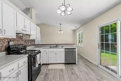 109 Ellen Court, Jacksonville, NC 28540 - Photo 12