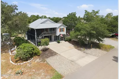 101 NW 11th Street, Oak Island, NC 28465 - Photo 2