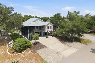 101 NW 11th St, Oak Island, NC 28465 - Photo 2
