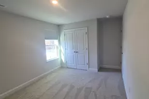 301 Harvest Mdw Xing, Jacksonville, NC 28546 - Photo 14