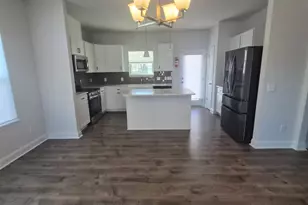 301 Harvest Mdw Xing, Jacksonville, NC 28546 - Photo 10
