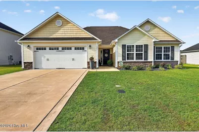 1008 Spot Circle, New Bern, NC 28562 - Photo 1