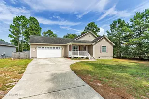477 Sand Ridge Rd, Hubert, NC 28539 - Photo 2