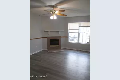 976 W Pueblo Drive, Jacksonville, NC 28546 - Photo 2