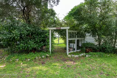 1902 Wilson Street, New Bern, NC 28560 - Photo 36