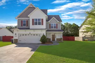 412 Savannah Dr, Jacksonville, NC 28546 - Photo 1