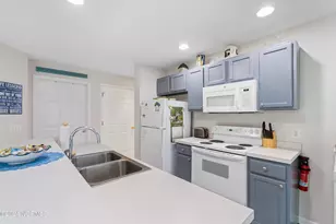 3350 Club Villas Dr, Southport, NC 28461 - Photo 4