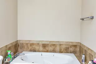 648 Village Park Dr, Wilmington, NC 28405 - Photo 16
