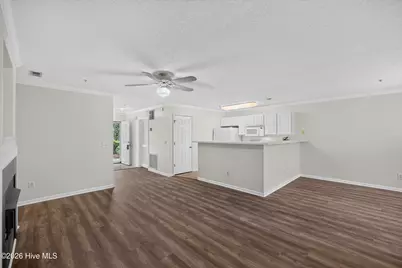 1402 Willoughby Park Court #Unit 2, Wilmington, NC 28412 - Photo 8