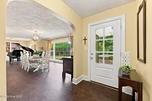 406 Country Club Dr, Jacksonville, NC 28546 - Photo 8
