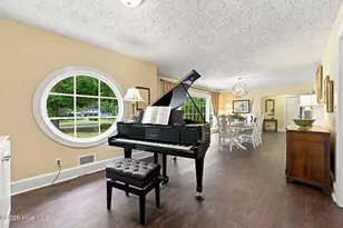 406 Country Club Dr, Jacksonville, NC 28546 - Photo 14