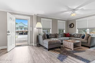 125 NW 15th St, Oak Island, NC 28465 - Photo 8