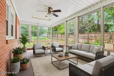 645 N Page Street, Southern Pines, NC 28387 - Photo 18