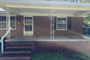 1005 Catherine Ave, Kinston, NC 28504 - Photo 2
