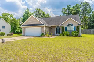 112 Holly Oak Cir, Bunnlevel, NC 28323 - Photo 2